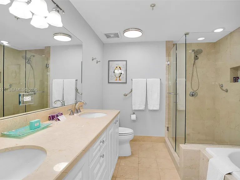 3400 SW 27th Ave #1904 — Photo 11