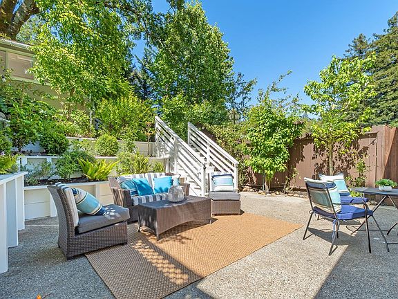3rd image of 74 Madrone Avenue