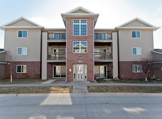 3131 Samuel Ct SW UNIT 1, Cedar Rapids, IA 52404