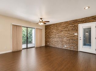 8642 Fredericksburg Rd APT 303, San Antonio, TX 78240