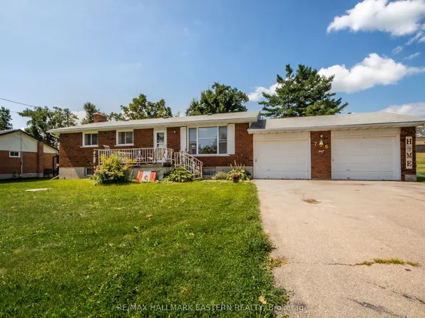 796 Maple Dr, Selwyn, ON K0L 1T0