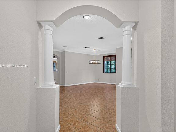5th image of 2767 Kinsington Cir #8-4