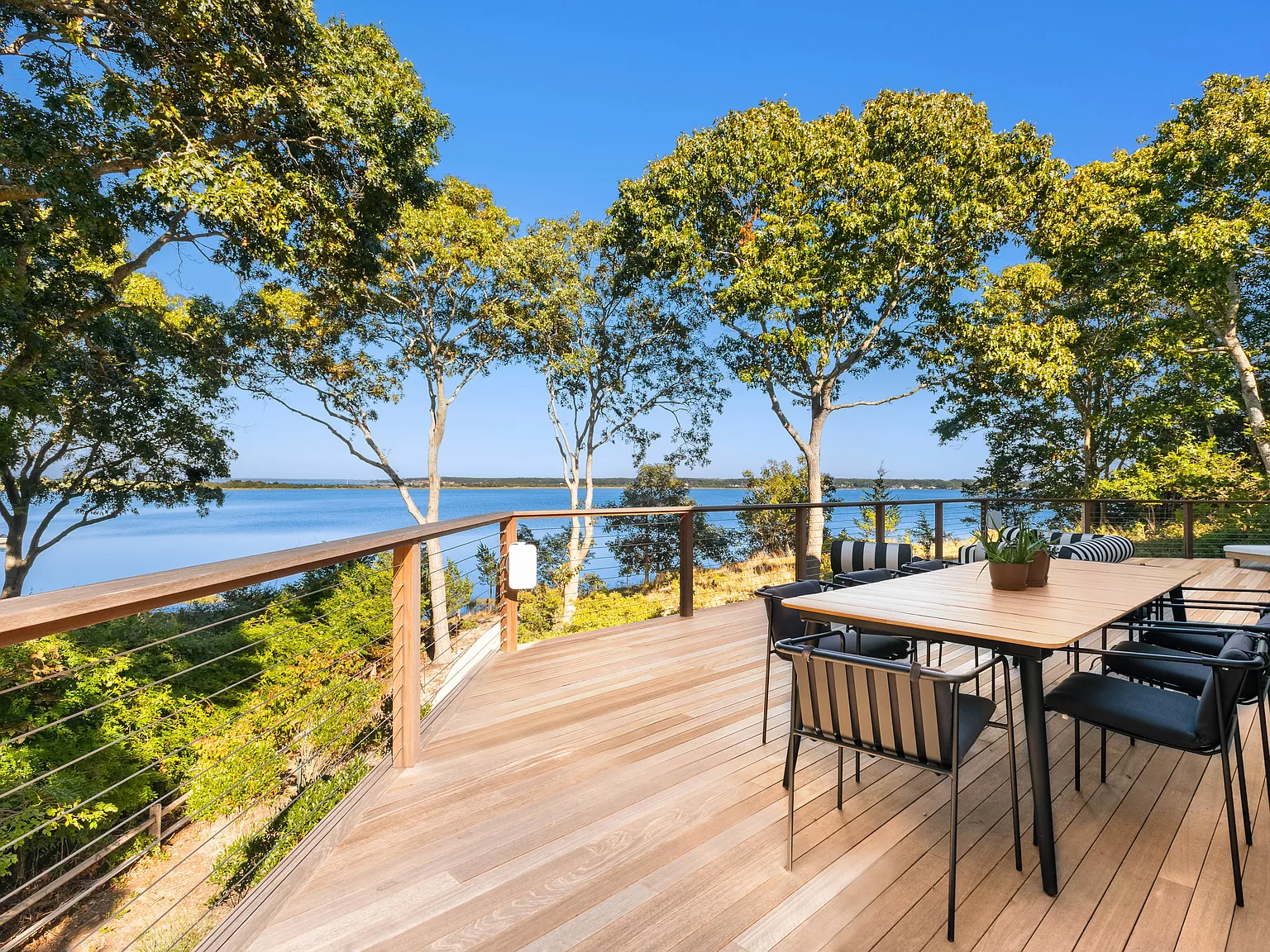 Three Mile Harbor Waterfront with Private Beach & Pool — Photo 1