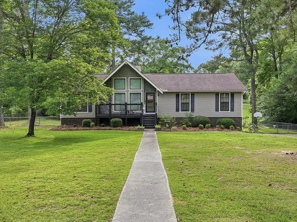 111 Camille Cir, Clanton, AL 35045