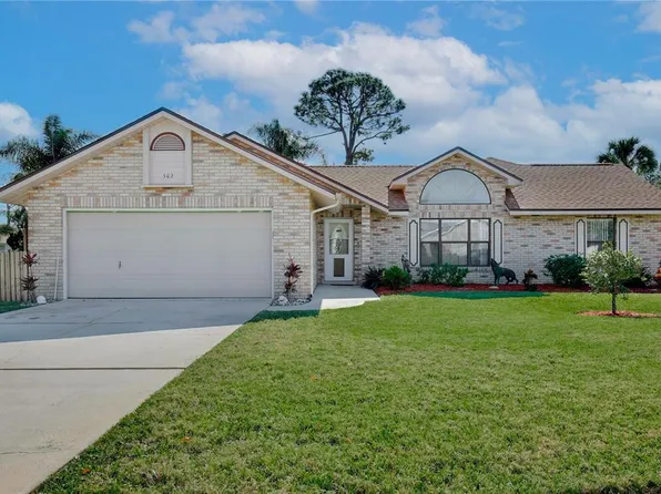 302 Pine Breeze Dr, Edgewater, FL 32141
