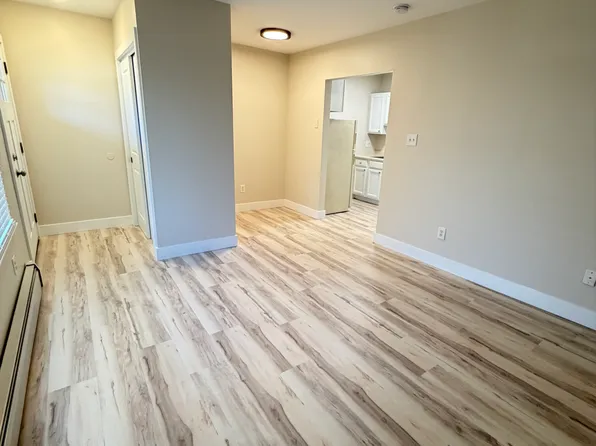 617 E Hudson Ave APT 5, Royal Oak, MI 48067