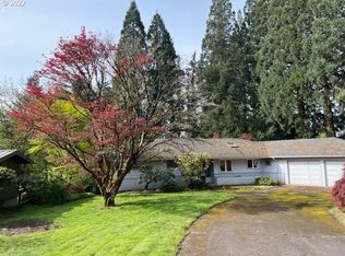 106 SW Ridge Dr, Portland, OR 97219