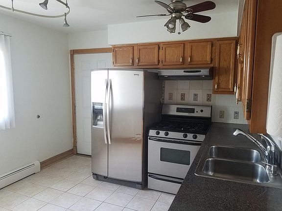 2nd image of 3806 Ruby St APT 3
