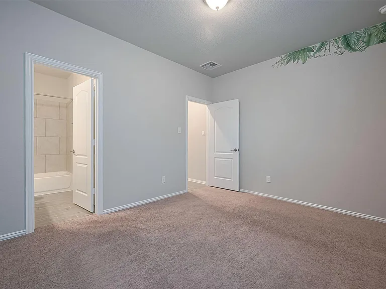 31415 Conover Dr — Photo 29