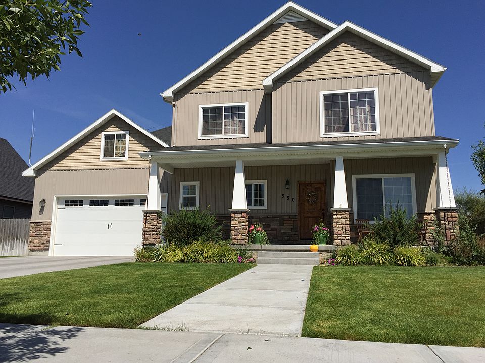1st image of 580 Chesterfield Ln