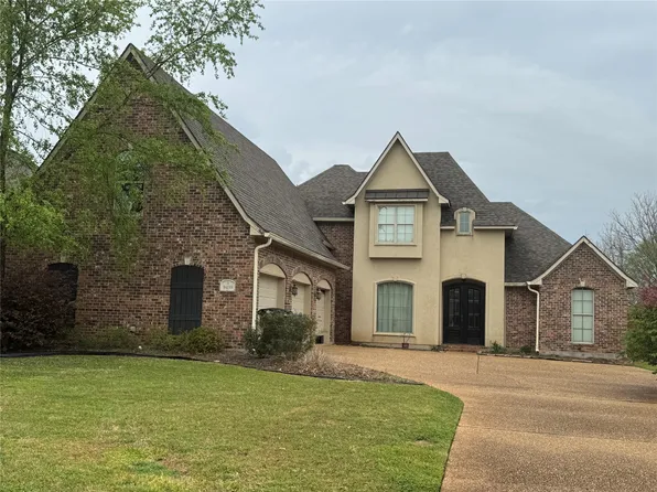 9439 Milbank Dr, Shreveport, LA 71115