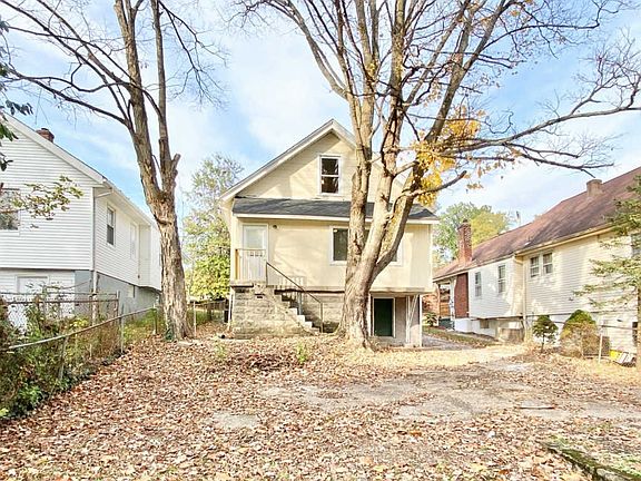 4th image of 3705 Iona Ave