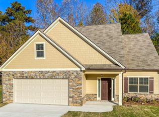 954 Fellowship Rd, Fairburn, GA 30213