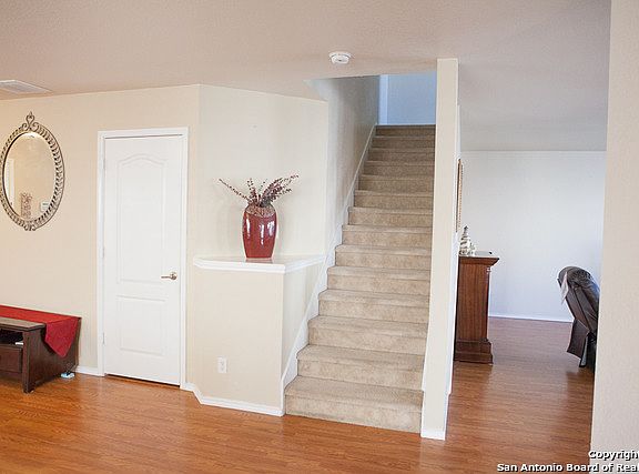 4th image of 5014 Terrace Wood