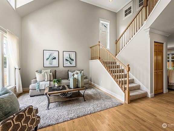 3rd image of 16614 132nd Avenue E