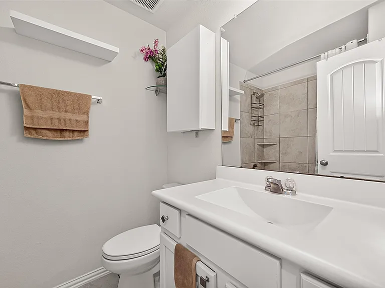 20223 Highfield Park Dr — Photo 21