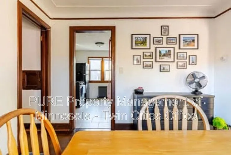 2104 Lowry Ave N #2 — Photo 8
