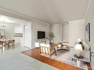 12240 SE 60th St APT 43, Bellevue, WA 98006