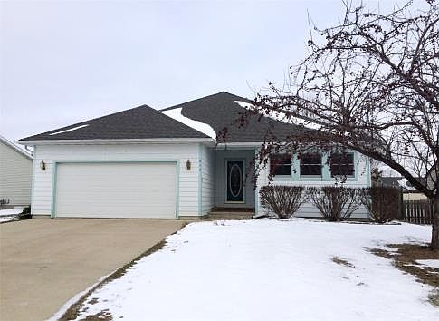 1st image of 613 Onyx St