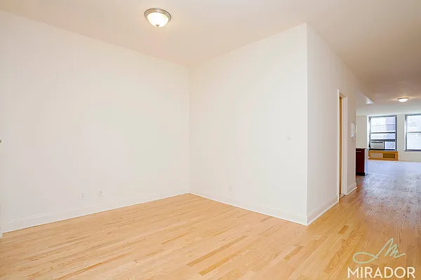 Rented by Mirador Real Estate | media 1