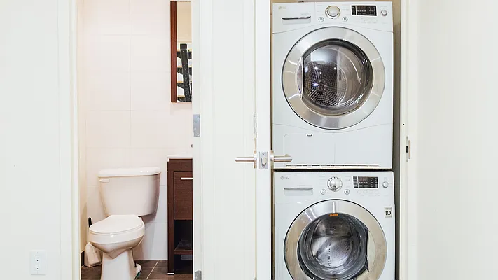 Rented by Nooklyn NYC LLC | media 7