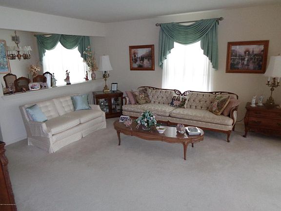4th image of 1520 Alpen Ln