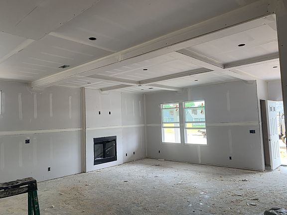 3rd image of 166 Chalet Hls Lot 166