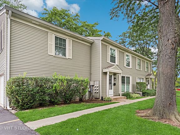 2nd image of 1657 Williamsburg Ct APT E