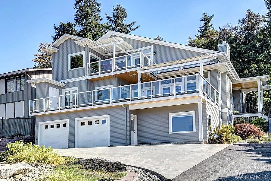 1st image of 12710 Holmes Point Dr NE