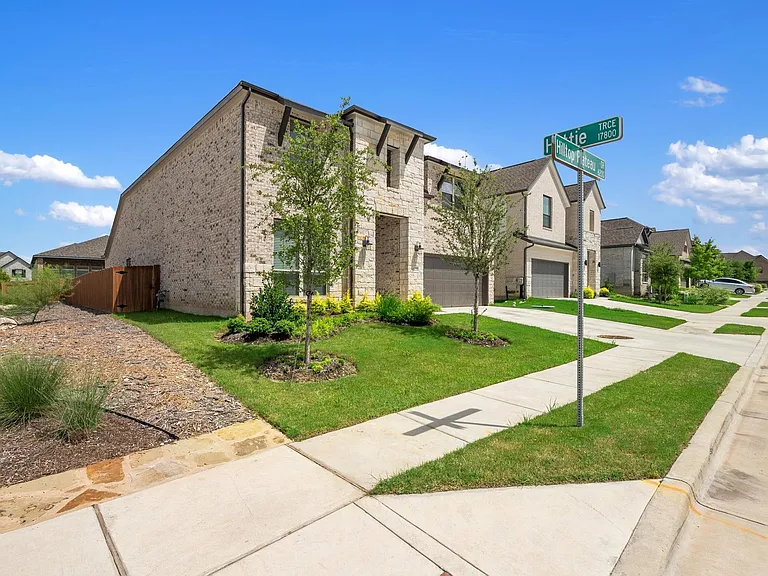6220 Hilltop Plateau Dr — Photo 4
