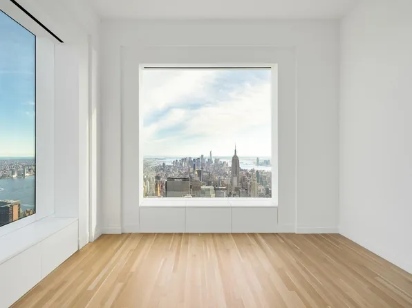 432 Park Avenue image 2 of 11