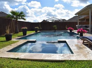 142 Meadow Valley Dr, Conroe, TX 77384