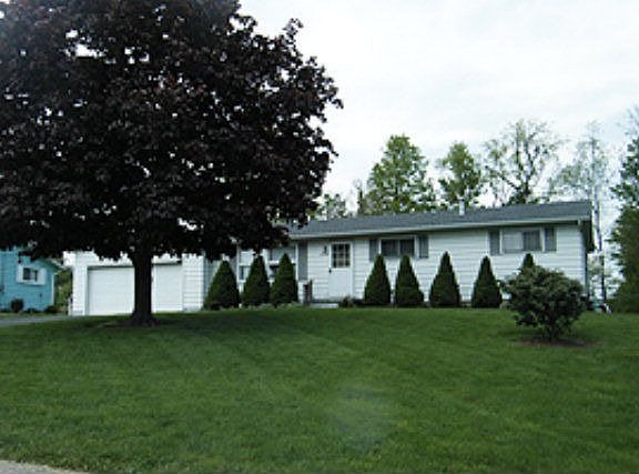 5th image of 1379 Michael Dr