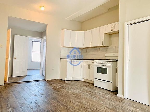 3rd image of 103 Hull St #2A