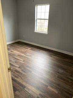 4th image of 3129 3131 Willow Springs Dr NE