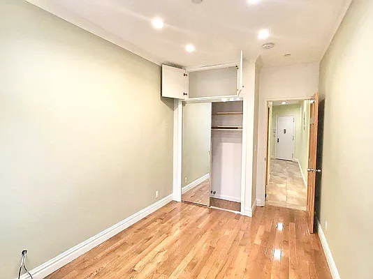 Rented by Mega Homes Realty INC | media 21