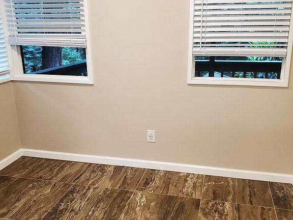4th image of 4700 Highway 9 #10