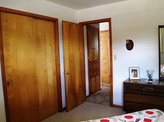 SE Bedroom