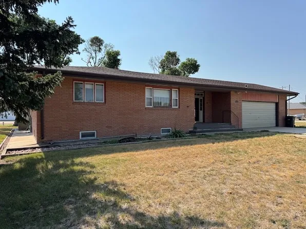 132 Garfield St, Stuart, NE 68780
