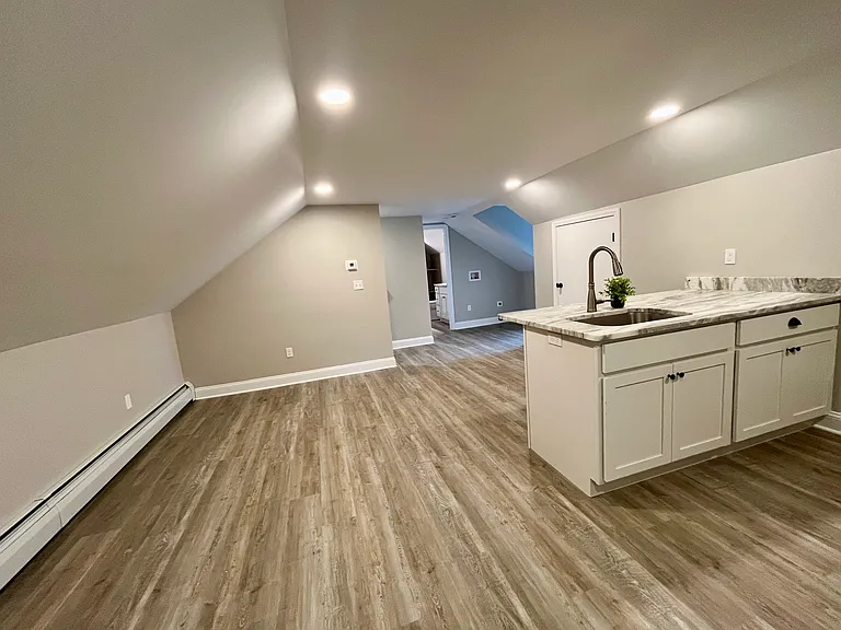 17 Lawrence St #3 — Photo 5