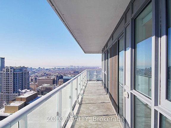 5th image of 7 Grenville St #5411