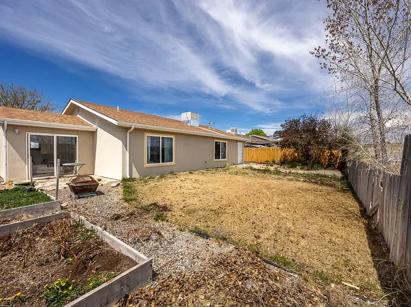 3328 J F Scott Dr, Aztec, NM 87410