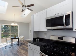 6000 Brendel Rd, White Lake, MI 48383