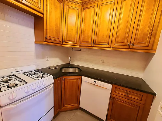 Rented by Abode Residential LLC | media 11