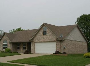 3129 White Blossom Cir, New Albany, IN 47150