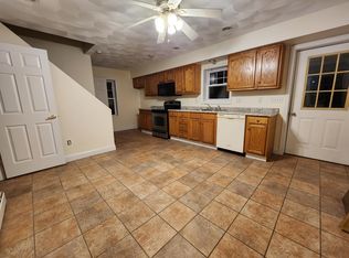 654 Main St #1, Coventry, RI 02816