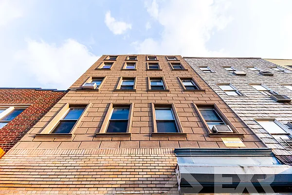 Rented by EXR | media 8