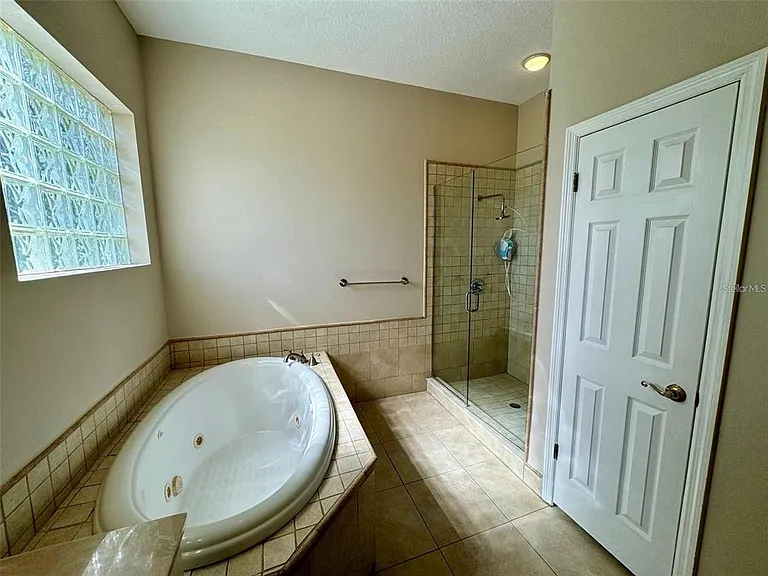 2837 Sherry Brook Ln — Photo 24