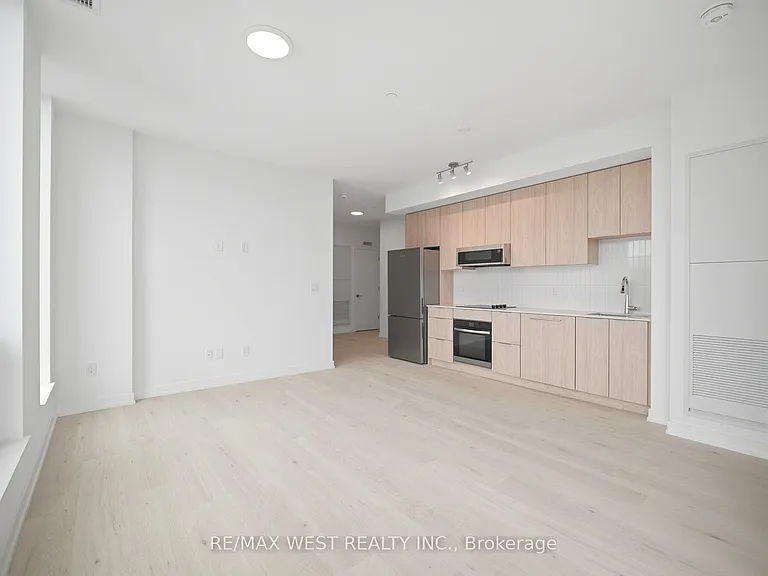 2501 Saw Whet Blvd #640 — Photo 7