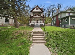 352 Lincoln Ave, Council Bluffs, IA 51503